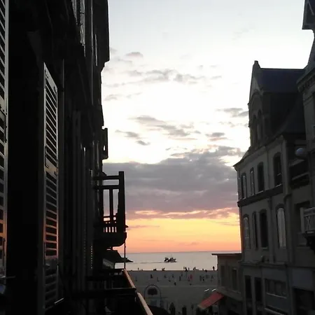 Centre 2 Pieces Balcon Sur Plage A 30 Metres 아파트 *